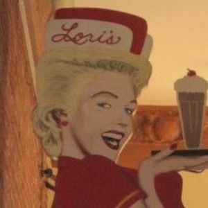 Meet your Posher, Lori